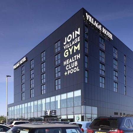 Village Hotel ベージングストーク エクステリア 写真